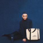 Emma Chamberlain Instagram - @CHAMBERLAINCOFFEE BLUE www.chamberlaincoffee.com new blue collection with my FAVORITE FAVORITE FAVORITE cup and tote EVER 💙🥹