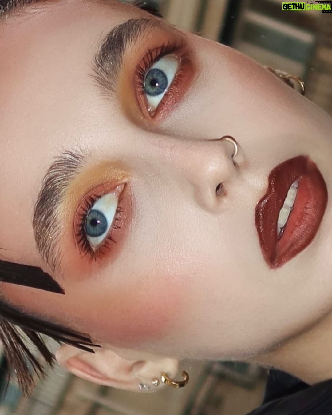 Emma Chamberlain Instagram - 🗝️ @viviennewestwood 🗝️ Paris, France