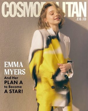 Emma Myers Instagram - @cosmoindonesia :)
-

Editor: Dheniel @dheniel 
Translator: Rachel Angella @rachelangella
Photographer + Direction: Jeremy Choh @jeremychohphoto
Co-Creative Directors: @yukibomb + @itsamandalim
Head stylist: @itsamandalim for @theonly.agency
Makeup: @archangelachelsea for @celestineagency
Hair: @rena.calhoun for @aframe_agency
Nails: @nails_by_yoko for @aframe_agency
Videographer: @brannon_gee for @agency__cm 
Stylist assistant: @allievonn
Photography assistant: @dantevalasquezjr + shanonreza
Production: @agency__cm