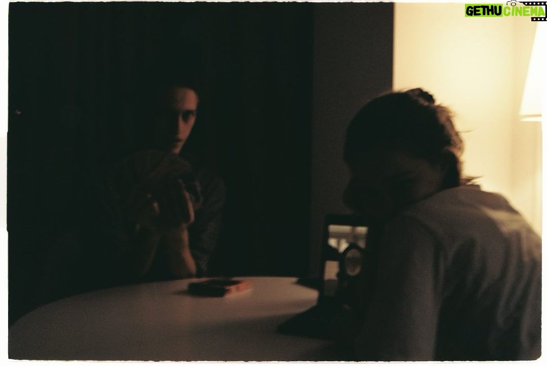Emma Myers Instagram - first picture taken after destroying georgie in a game of uno 📸: @georgieebleu