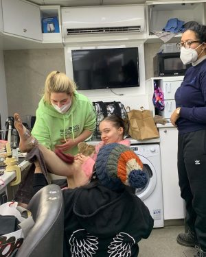 Emma Myers Instagram - first pic is @tamarameademua scrubbing dirt off my legs with shaving cream