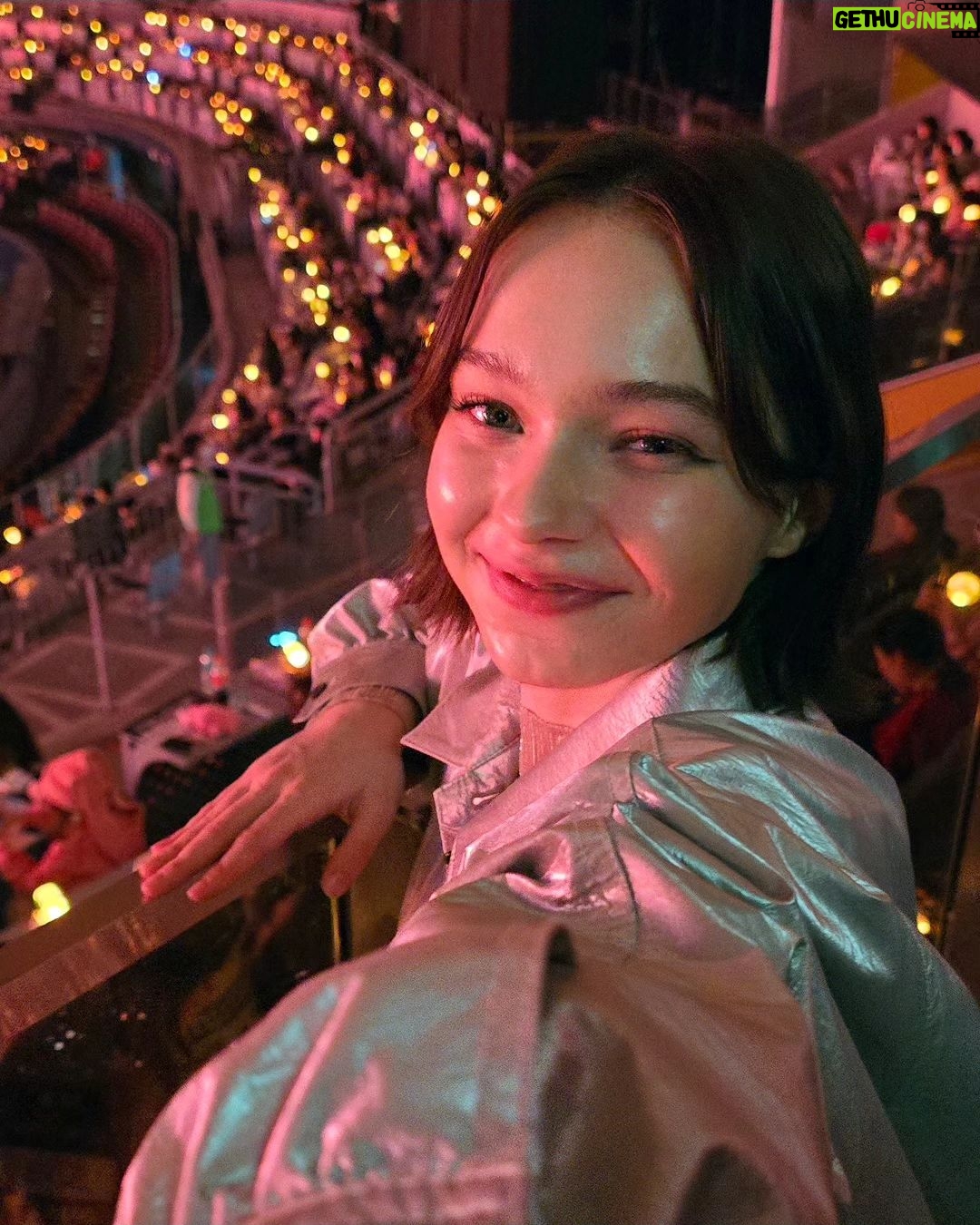 Emma Myers Instagram - some pics from Seoul with #TeamGalaxy #withGalaxy
