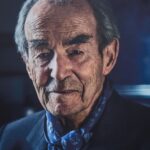 Emmanuel Macron Instagram – Robert Badinter avait choisi la vie. Place Vendôme