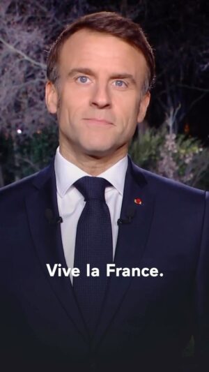 Emmanuel Macron Instagram - Mes chers compatriotes,

Année de détermination, de choix, de régénération, de fierté et d’espérance, 2024 sera un millésime français.

Je vous souhaite une belle et heureuse année.

Vive la République, vive la France !