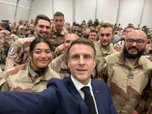 Emmanuel Macron Instagram - 