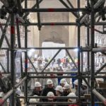 Emmanuel Macron Instagram - Une page de l’Histoire du pays, de la science et de l’art, s’écrit sous nos yeux, à Notre-Dame. Notre-Dame de Paris