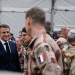 Emmanuel Macron Instagram – Immense fierté d’être à vos côtés, de vous témoigner la reconnaissance de la Nation et vous dire en son nom qu’elle sait que vos familles vous manquent. Elle sait vos sacrifices, votre courage, votre honneur.

Soldats, marins, aviateurs,

Merci infiniment. Jordanie