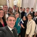 Emmanuel Macron Instagram - Fiertés françaises. Bienvenue à l’Élysée, chers grands sportifs, vous qui porterez nos couleurs cet été, à domicile ! On compte sur vous pour monter sur les podiums. Comptez sur nous pour vous y porter et vous soutenir, toujours.