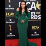 Emmy Raver-Lampman Instagram - II HCA. AWARDS. II ⠀ ⠀ @shameelahhicks @makeupbydion @iamaraxilindsey @frazerkh @asussmanphoto @gettyentertainment @jimmychoo @annesisteron @mimisojewels ⠀ @gismondi1754 @muzo_official @pamellaroland @hollywoodcriticsassociation @velvet.hair.vibes ⠀ ⠀ Hollywood, California