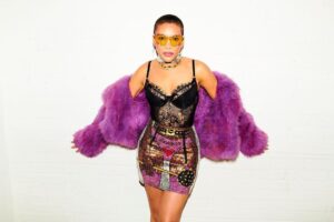 Emmy Raver-Lampman Instagram - II FRESH. CHOP. II ⠀
⠀
 ⠀
Photo: @mattbarnesphoto 
Styling: @marcandrewsmith 
MakeUp: @summerogrady 
Hair: @iamaraxilindsey