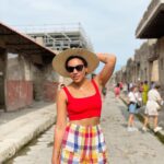 Emmy Raver-Lampman Instagram - II 👒 II Pompeii - Parco Archeologico