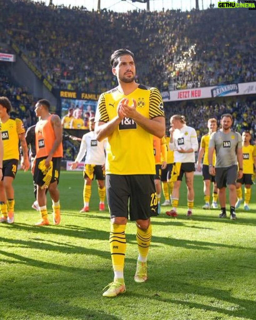 Emre Can Instagram - G⚽️⚽️⚽️⚽️⚽️⚽️D vibes! Thanks for your support today and congrats on your debuts boys @tom_rth @jbgittens @11.lionz 👏 #EC23 #weCan SIGNAL IDUNA PARK
