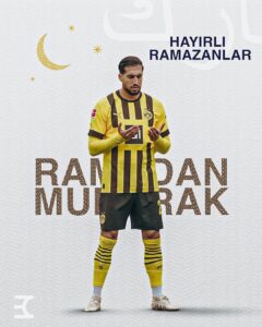 Emre Can Instagram - To all my Muslim followers, may the joyous occasion of Ramadan bring you peace, prosperity and happiness 🤲🌙
