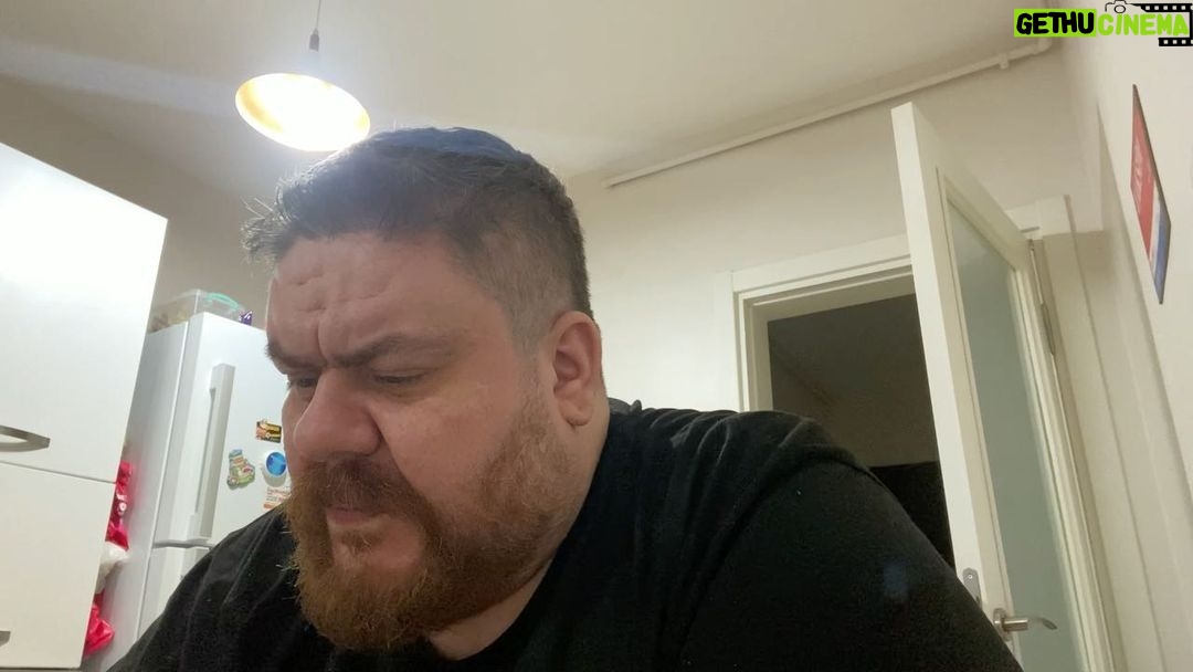 Emre Mutlu Instagram - Bütün mahallenin konuştuğu o mevzu 🥺