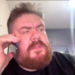 Emre Mutlu Instagram – Bal, tahin-pekmez, ceviz ve fındığı duyunca aniden esas konudan kopan sapkın model.