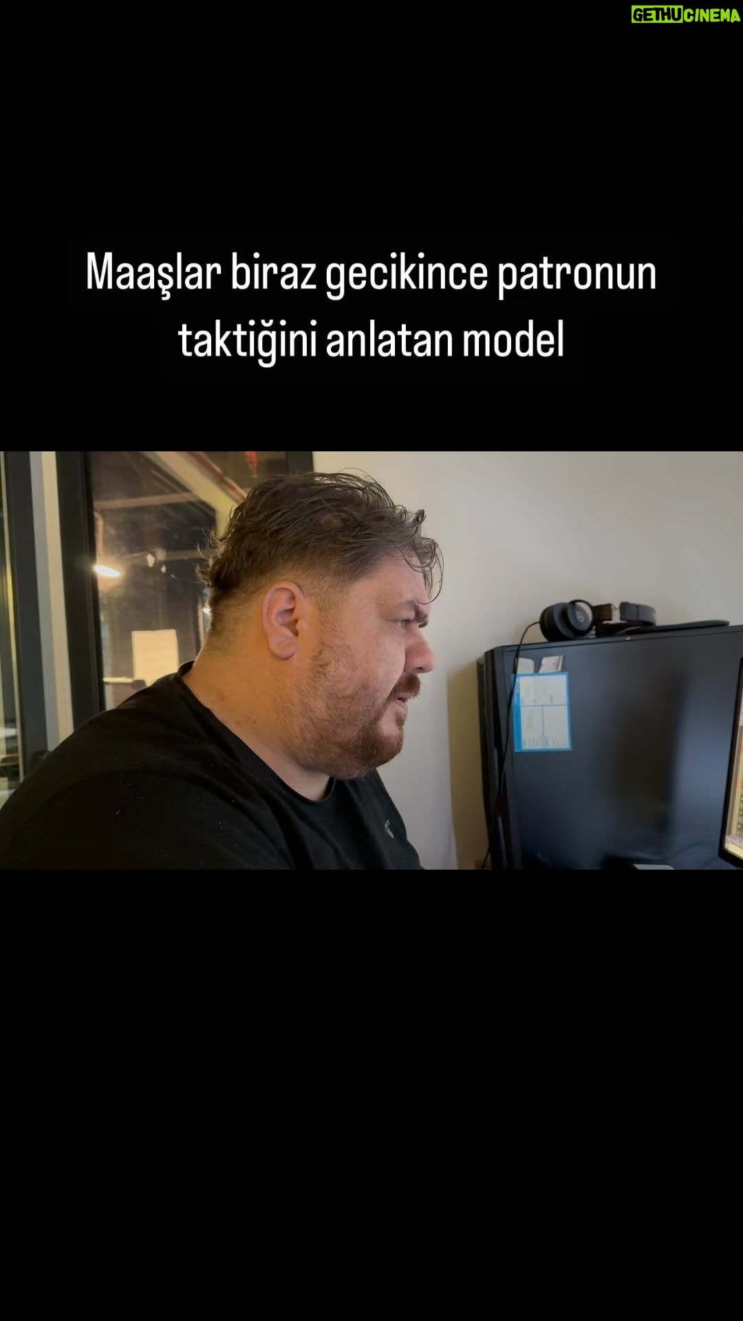 Emre Mutlu - 47.9K Likes - Her iş yerinde olan patronu çözmüş model