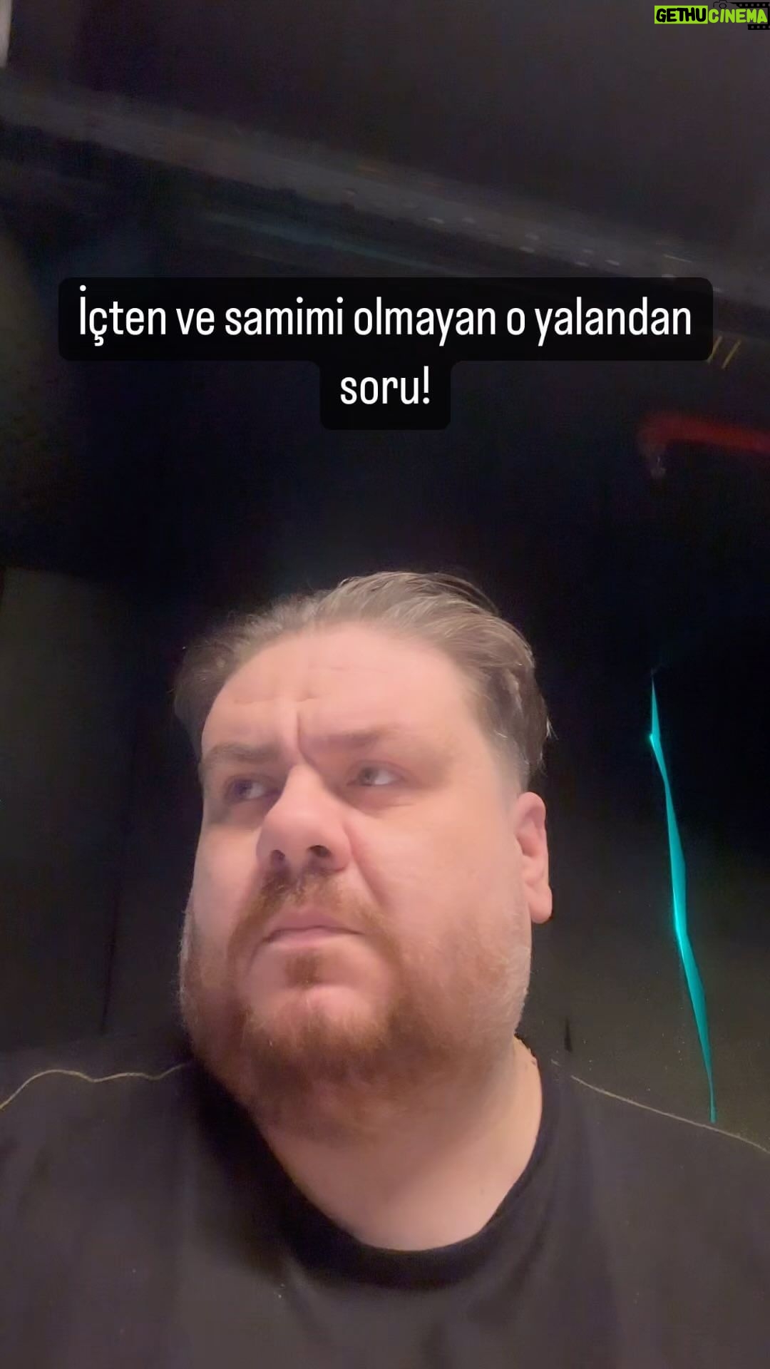 Emre Mutlu - 22K Likes - İçten ve samimi olmayan o yalandan soru! @trioradyo