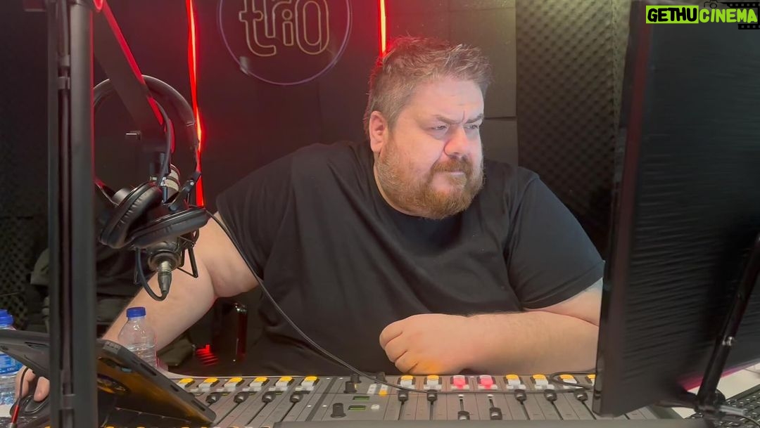 Emre Mutlu - 15.5K Likes - Tek örnekle Muhabbete bir türlü dahil olamayan model.