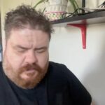 Emre Mutlu Instagram - Yavaş yavaş dökülme