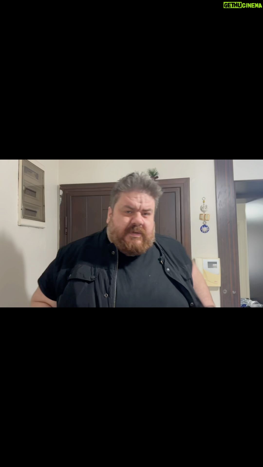 Emre Mutlu - 12.6K Likes - Cuma akşamüstü iş akdine son verilecek eleman.
W/ @i.ayaydin