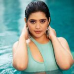 Ena Saha Instagram - Under the stars ✨ #enasaha #photooftheday #photoshoot #actress #brown #dress #trending #statement #tollywood #tollywoodonline #outfitoftheday #actorslife #home #sunset #light #explorepage #explore #t2puparazzi