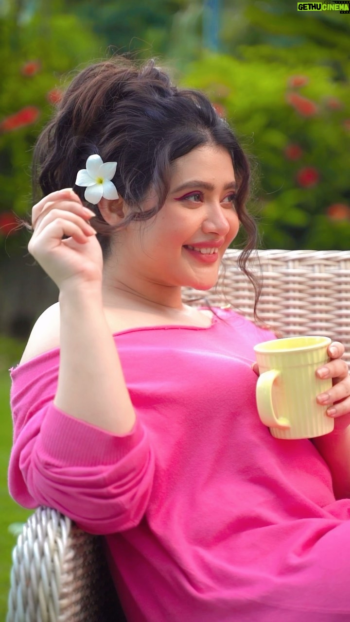 Ena Saha Instagram - Manifesting a house in the barbie land.π€π» #enasaha #photooftheday #photoshoot #actress #pink #dress #trending #statement #tollywood #tollywoodonline #outfitoftheday #actorslife #home #sunset #light #explorepage #explore #t2puparazzi
