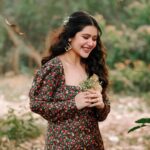 Ena Saha Instagram – Happy galentines day to all my girlies out there…..

Photo:- @abhinaskarphotography 
Video:- @argha_giri 
Creative Designer:- @_rimi24_ 
Hairstylist:- @debashree_nandy 

#enasaha #photooftheday #photoshoot #actress #brown #dress #trending #statement #tollywood #tollywoodonline #outfitoftheday #actorslife #home #sunset #light #explorepage #explore #t2puparazzi