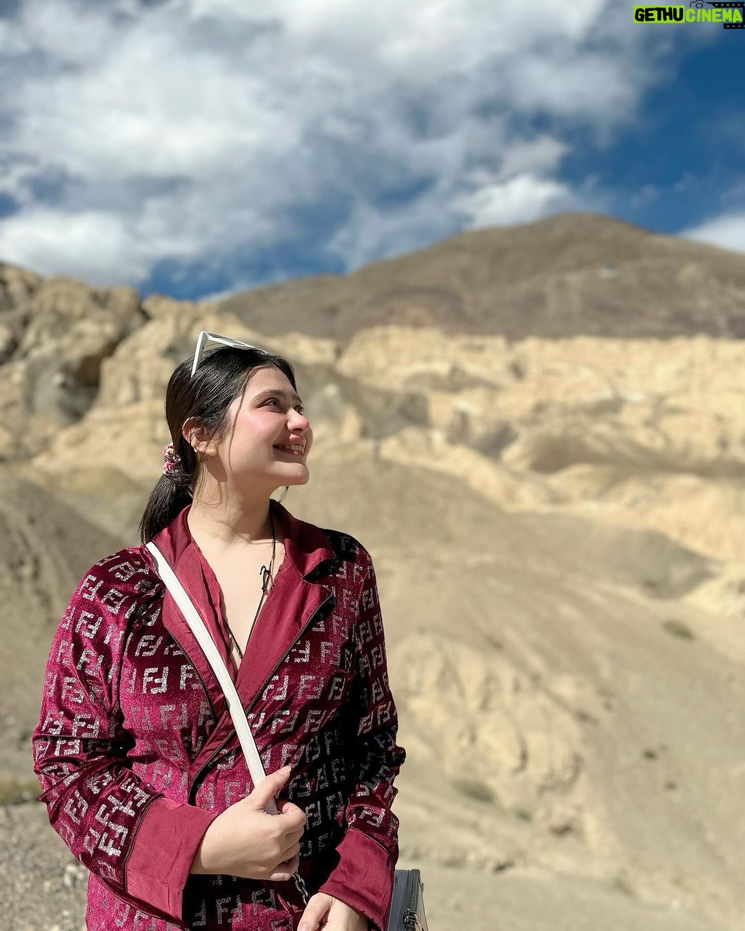 Ena Saha Instagram - Life is a climb, but the view is great. #enasaha #photooftheday #photoshoot #actress #brown #dress #trending #statement #tollywood #tollywoodonline #outfitoftheday #actorslife #home #sunset #light #explorepage #explore #t2puparazzi