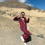 Ena Saha Instagram - Life is a climb, but the view is great. #enasaha #photooftheday #photoshoot #actress #brown #dress #trending #statement #tollywood #tollywoodonline #outfitoftheday #actorslife #home #sunset #light #explorepage #explore #t2puparazzi