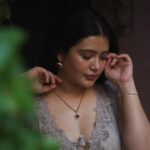 Ena Saha Instagram - Finding beauty in every little detail. ... #enasaha #photooftheday #photoshoot #actress #brown #dress #trending #statement #tollywood #tollywoodonline #outfitoftheday #actorslife #home #sunset #light #explorepage #explore #t2puparazzi
