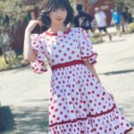 Enako Instagram - NHK『まちかどタイムワープ』生放送出演してました📺 浅草で80年代の聖子ちゃんカットを体験🙌 私のお母さんも昔この髪型にしてたんだよ🥰お揃いだー✨