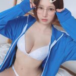 Enako Instagram - 『えなこカレンダーブック2023』 発売まであと3日💙