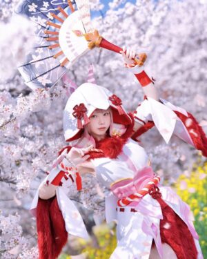 Enako Instagram - モンハンで１番好きなタマミツネ装備🌸

#cosplay #monsterhunter #monsterhuntercosplay #japanesegirl