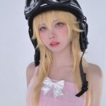 Enako Instagram - 本日発売の『週刊少年マガジン』にて、「化物語」最終回記念のコスプレグラビアにお呼びいただきました✨ 是非ゲットしてね🍩
