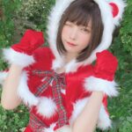 Enako Instagram - サンタコスプレの撮影現場に密着した動画をアップしたよ🙌 どのコスプレが好きだったか、コメントで教えてね🥰✨ https://youtu.be/qq3P4l0qX8w