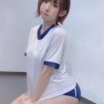 Enako Instagram - た、体操服を着ました😳 『えなこの〇〇ライブ Blu-ray』の特典映像で着ているので 恥ずかしいけど是非見てください😳😳