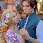 Enako Instagram - 人生初のDハロに行ってきました✨ 『塔の上のラプンツェル』のラプンツェルの仮装したよ🌸 (横にいるフリンはスタンミ) #disneyland #disneyhalloween #dハロ #dハロ仮装