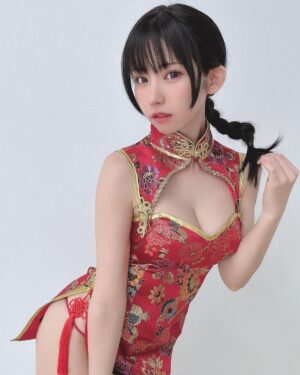 Enako Instagram - 本日発売の『月刊少年チャンピオン』表紙です🐉✨