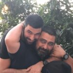 Engin Akyürek Instagram - Gülüşlerimizi Biriktirdik...🖤