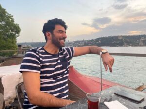 Engin Akyürek Instagram - İyi pazarlar😊