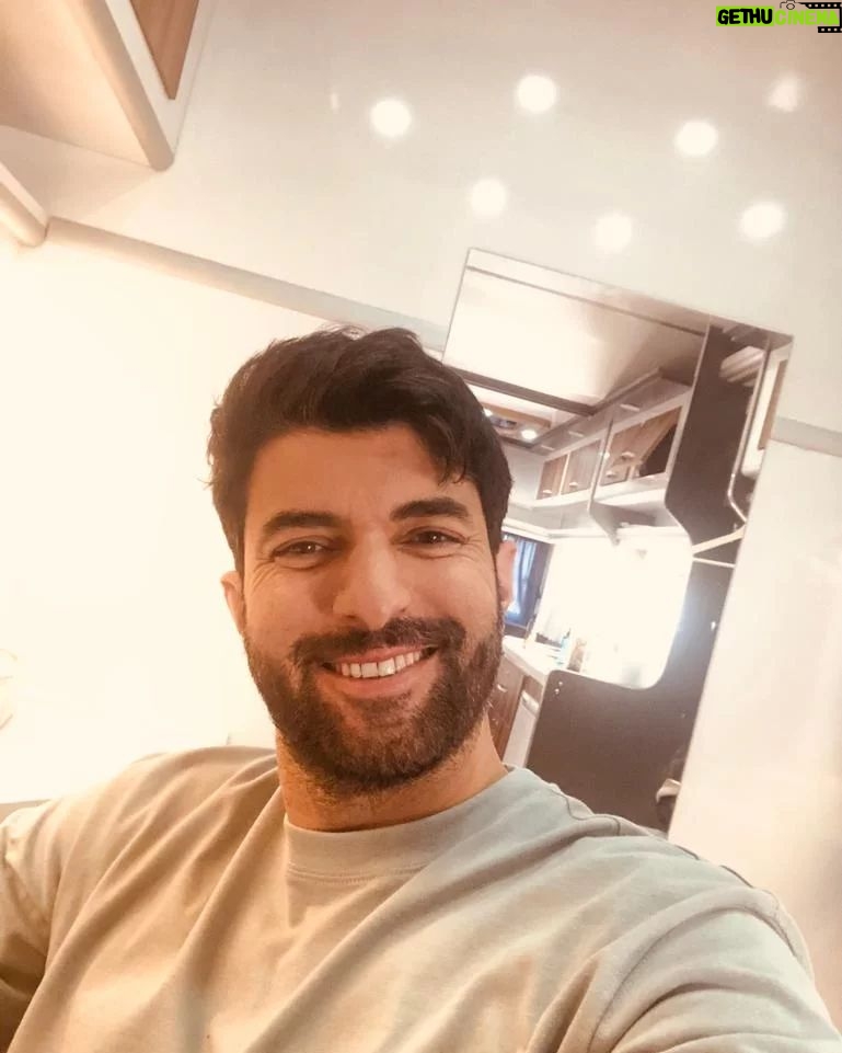 Engin Akyürek Instagram - İyiyim, herkese teşekkürler, sevgiler.. I'm fine, thanks to all, love..