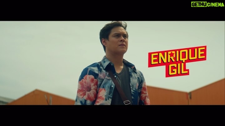 Enrique Gil Instagram - BIG BIRD REVEALED! 💥🐔 ‘I Am Not Big Bird’ directed by Victor Villanueva, starring Enrique Gil with Pepe Herrera, Nikko Natividad, and Red Ollero. Releasing exclusively in cinemas on Valentine’s Day, February 14 😜💦 #BigBirdReveal #IAmNotBigBird