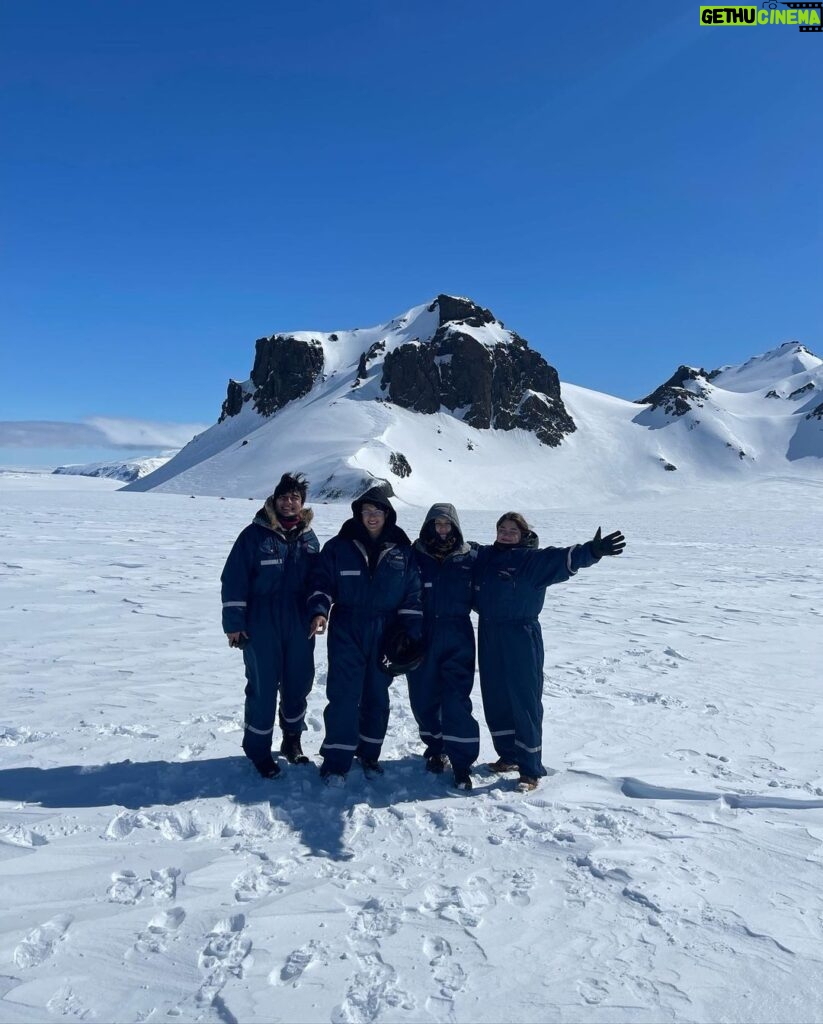 Enrique Gil Instagram - Lost in the frost ❄️ Langjokull Glacier, Iceland