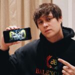 Enrique Gil Instagram - I'm ready to Press Play! I put my video game knowledge to the test in this new quiz show. Catch it for free on TrueID app, now available on Google PlayStore!