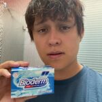 Enrique Gil Instagram - Freshness check mga ka-tropa! For cool and fresh feeling all day, make sure to level-up ligo na with Bioderm Coolness! Talagang mapapa #LoveTheCoolness ka dito. Stay cool and fresh baby 😉