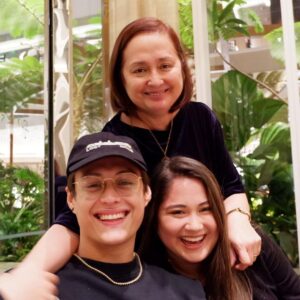 Enrique Gil Instagram - For all you’ve done we should make everyday mothers day! My supermom! I love you mama! always and forever ❤️