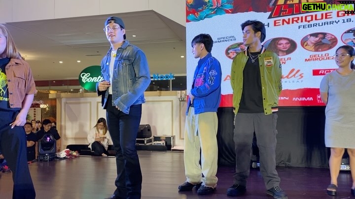 Enrique Gil Instagram - Maraming salamat sa pasabog #BigBirdEnergy ngayong BIG Weekend sa Ayala Malls Cloverleaf with BIG Bird Enrique Gil, Drei Sugay, Angela Ken, and Gello Marquez! 💥🐔 #IAmNotBigBird NOW SHOWING Exclusively in cinemas nationwide!⚠️ UNCUT & R-16 🍌👀
