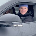 Enzo Knol Instagram - Je kan meer doen met sneeuw dan alleen snowboarden of skiën 😆🚀