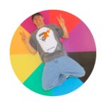 Enzo Knol Instagram - Ik vroeg vanochtend wat we konden doen in New York en color factory was een tip van 1 van jullie. Wat heb ik genoten met Myron 💖 Als jullie nog meer leuke plekjes weten? 👇🏼🇺🇸