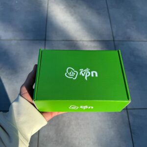 Enzo Knol Instagram - Ik mag van KPN de nieuwe iPhone 15 pro weggeven! Wie verdiend deze? Tag je vriend of vriendin 👇🏼 
Ps. Je moet het account van @kpn volgen om te winnen & als de 30.000 volgers bereikt zijn maak ik de winnaar vanavond al bekend! 💚 #ad